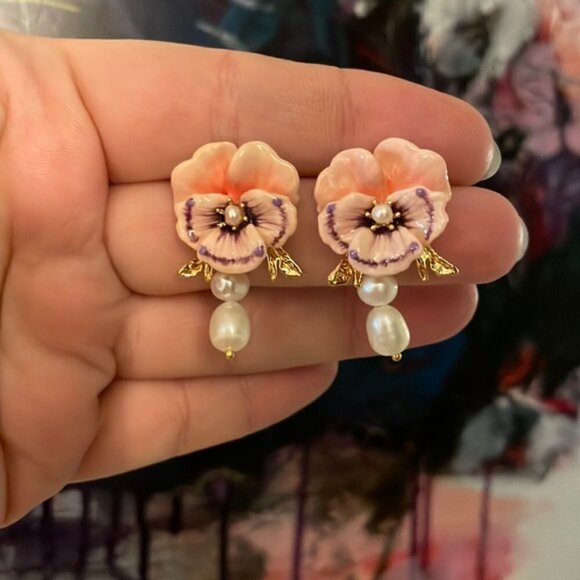 LES NEREIDES Pink Flower 🌸 Pearl Stud Dangle Earrings Anthropologie - Picture 2 of 4